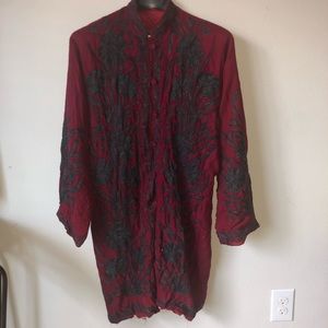 GREAT QUALITY and Details! Floral Kimono
